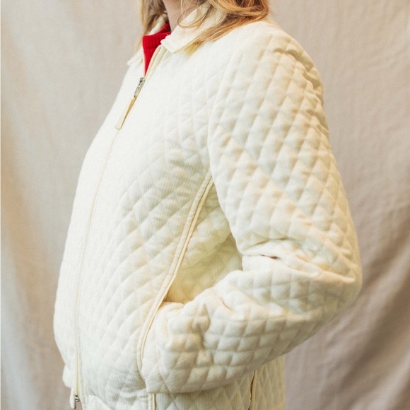 Vintage Cream Quilted Jacket Coat (Made in Canada) - Picture 3 of 11